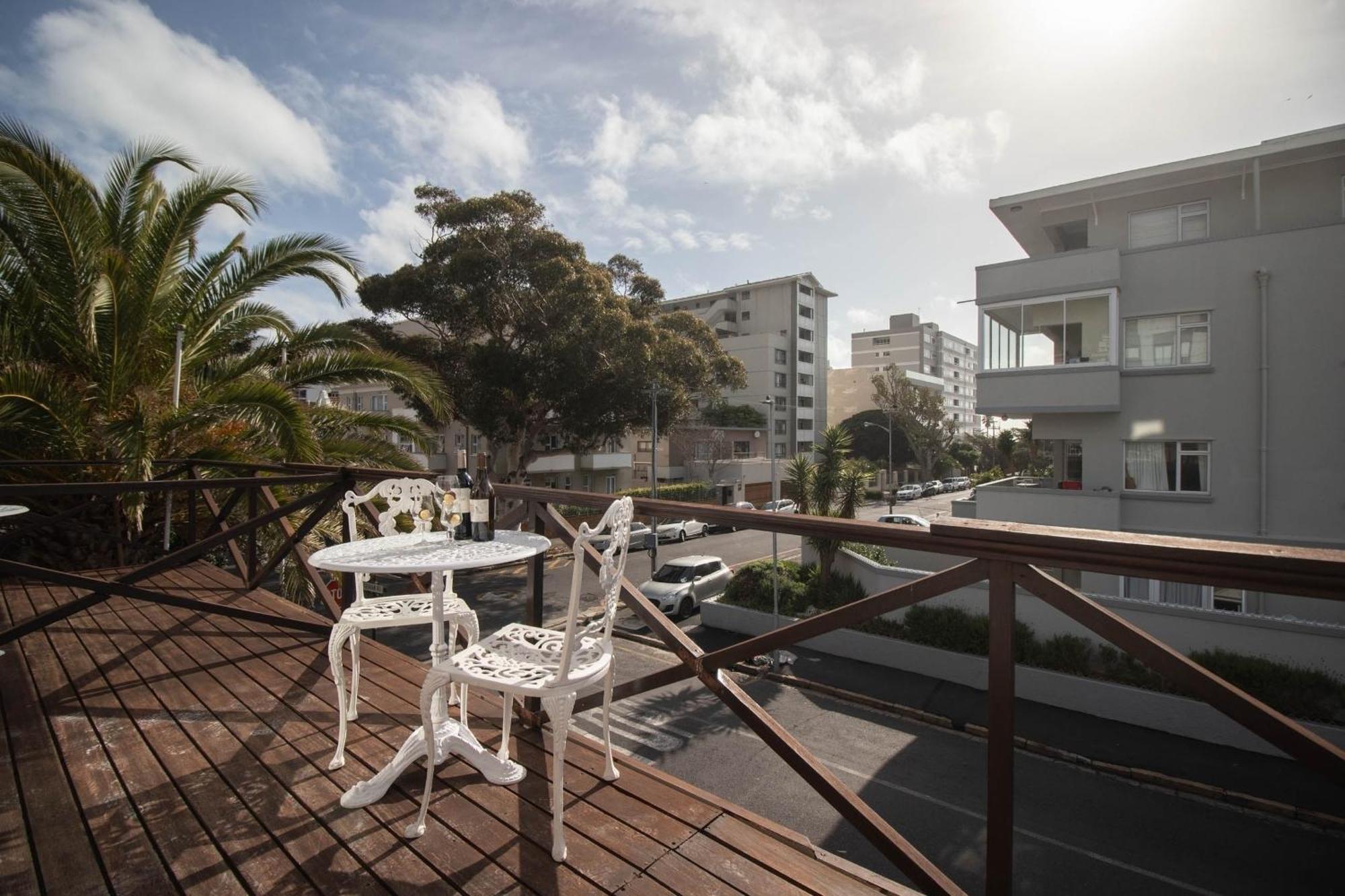 Spring Tide Inn By Ctha Cape Town Dış mekan fotoğraf