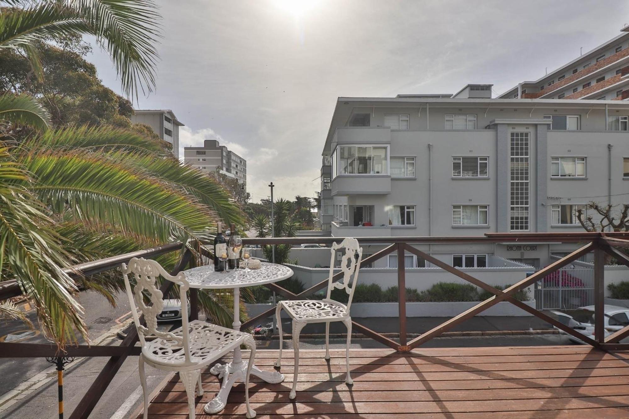 Spring Tide Inn By Ctha Cape Town Dış mekan fotoğraf