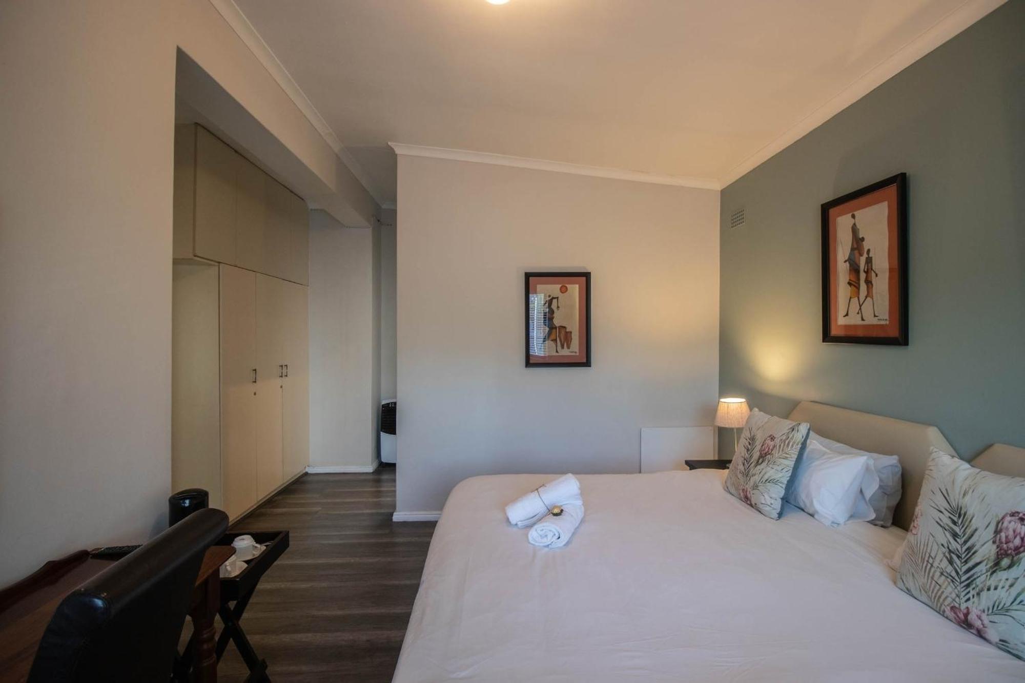 Spring Tide Inn By Ctha Cape Town Dış mekan fotoğraf