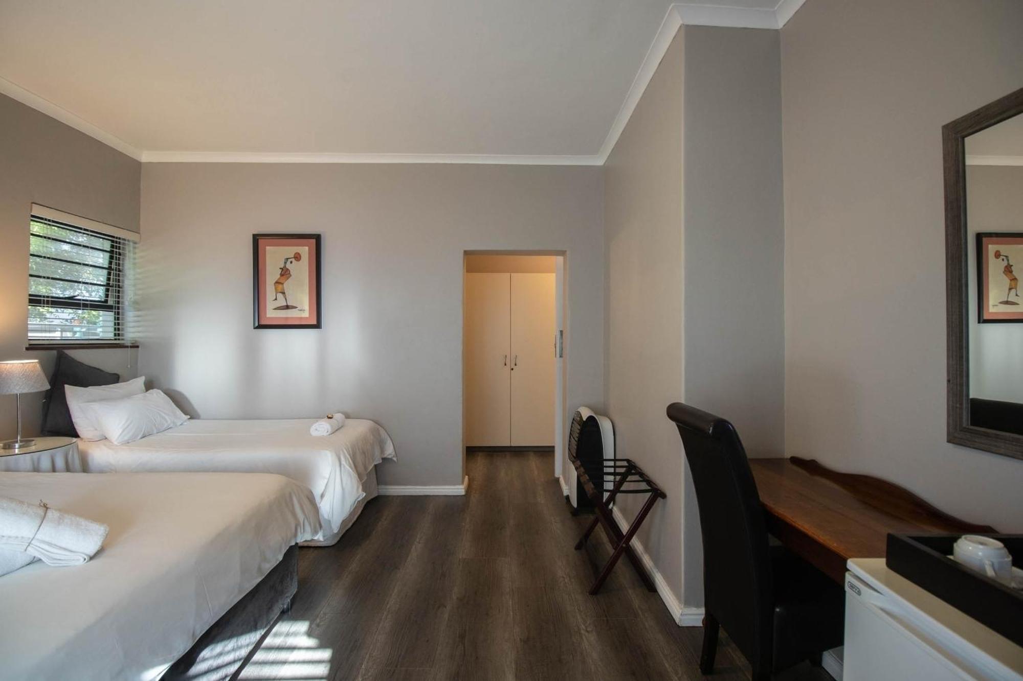 Spring Tide Inn By Ctha Cape Town Dış mekan fotoğraf