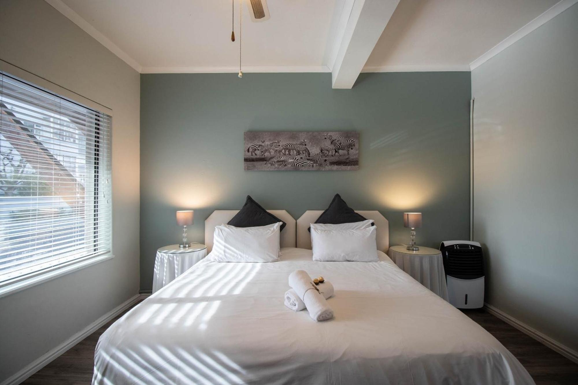 Spring Tide Inn By Ctha Cape Town Dış mekan fotoğraf